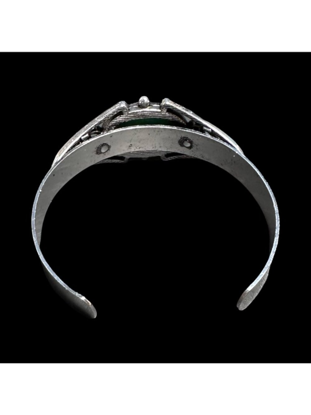 Filigree Boho Style Cuff Bracelet Silver Tone Green Center Womens  Jewelry NWOT - Picture 6 of 7